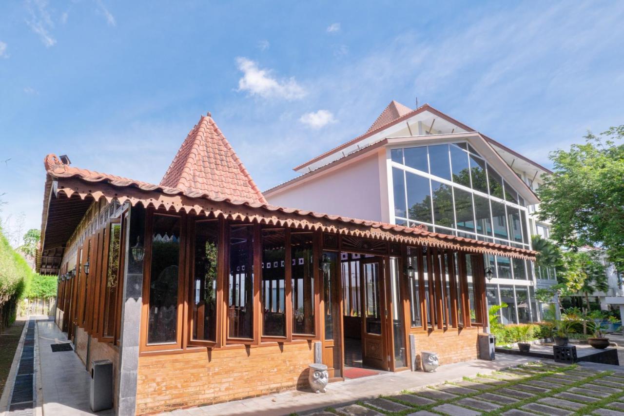 Burza Hotel Yogyakarta