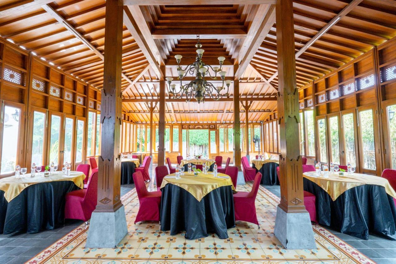 Hotel Burza 3*