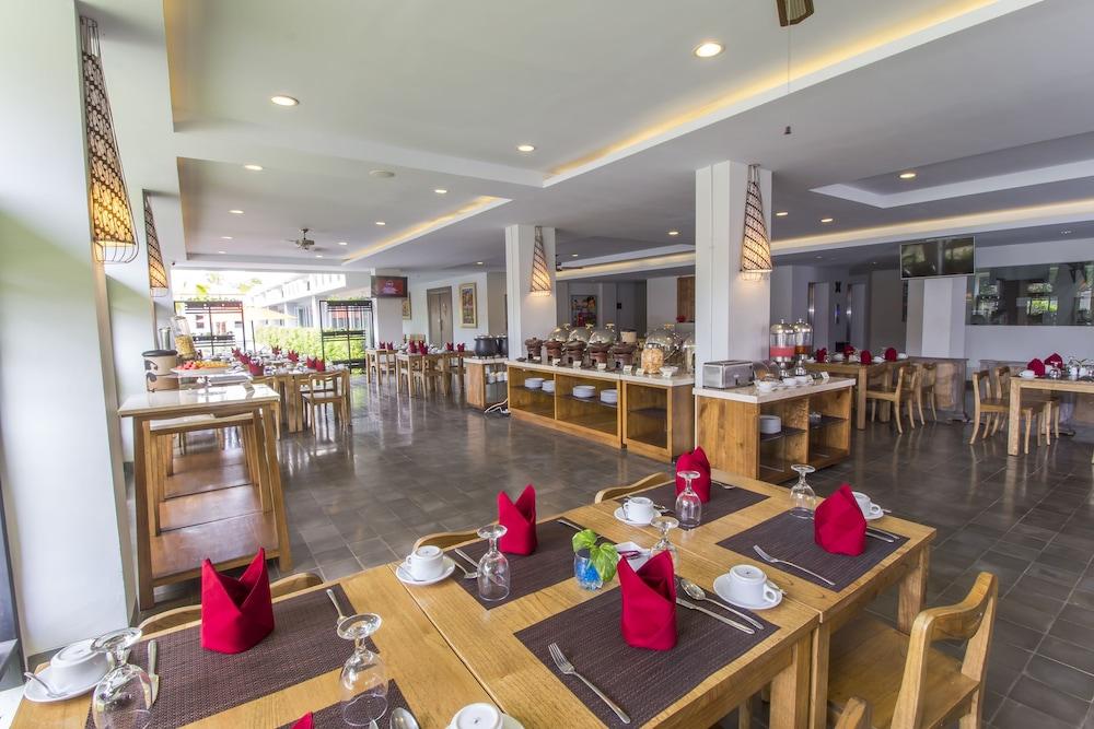Burza Hotel 3*