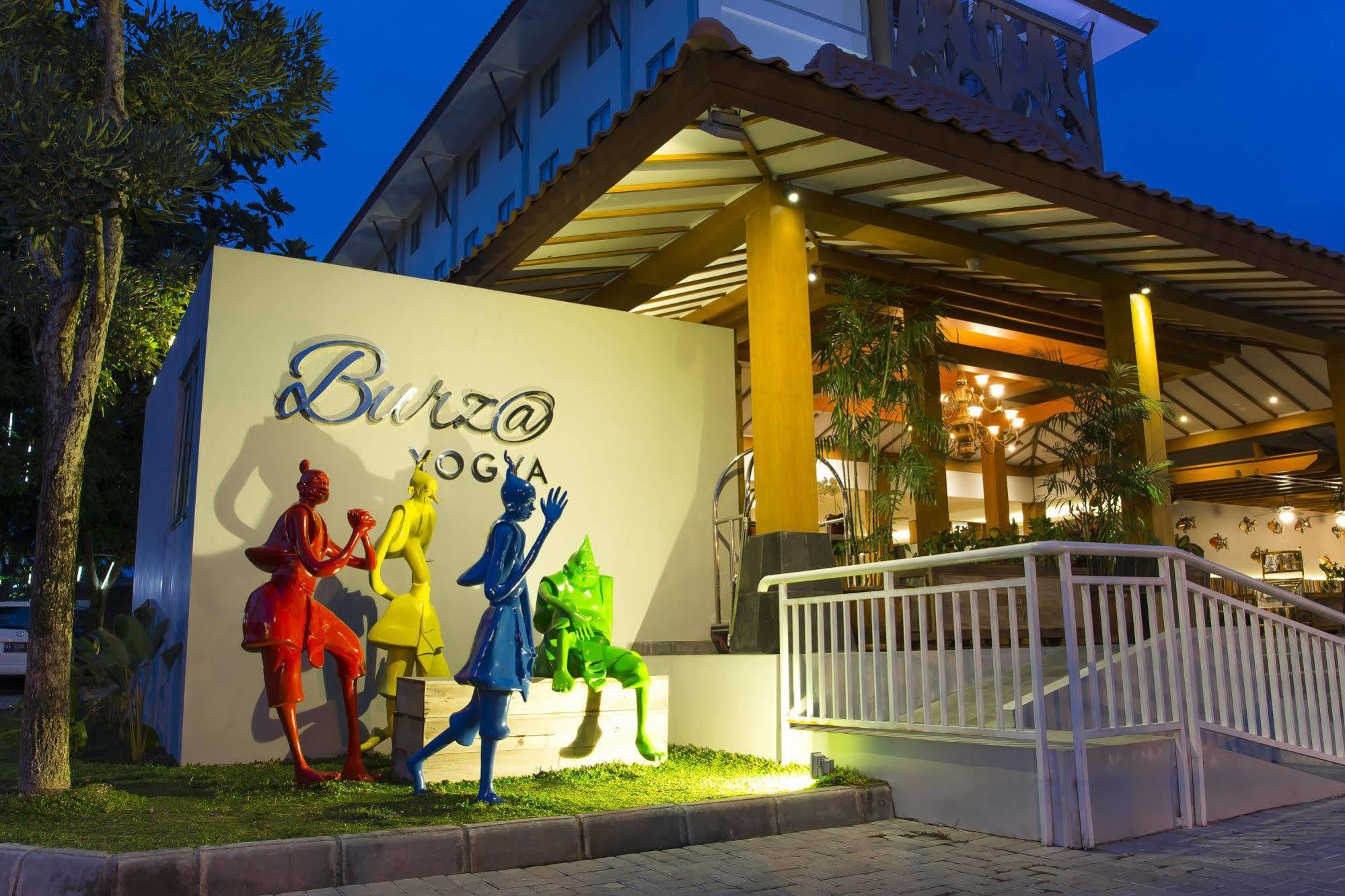 Burza Hotel 3*