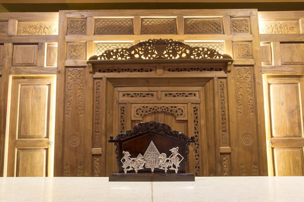 Hotel Burza Yogyakarta