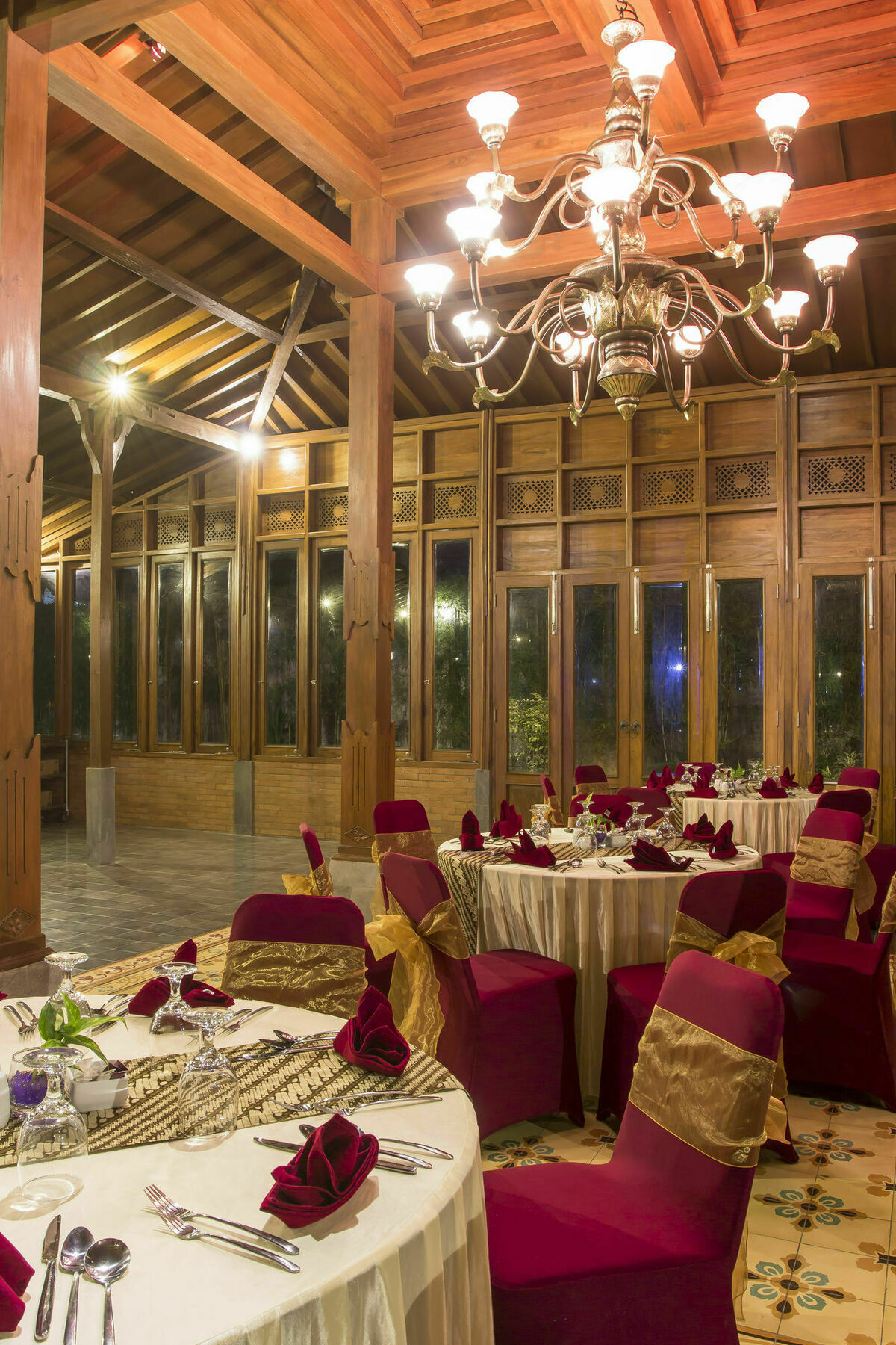 Hotel Burza Yogyakarta